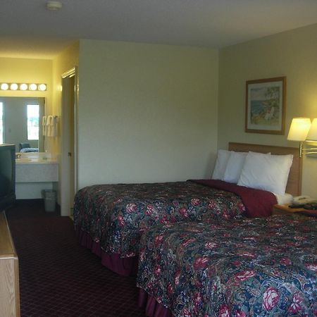 Western Inn & Suites Douglas Exteriör bild