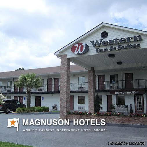 Western Inn & Suites Douglas Exteriör bild